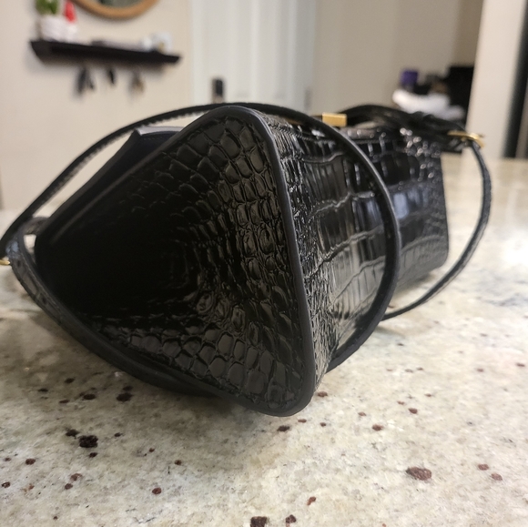 Balenciaga Hourglass Small Croc-Embossed Top-Handle Bag - Picture 3 of 10